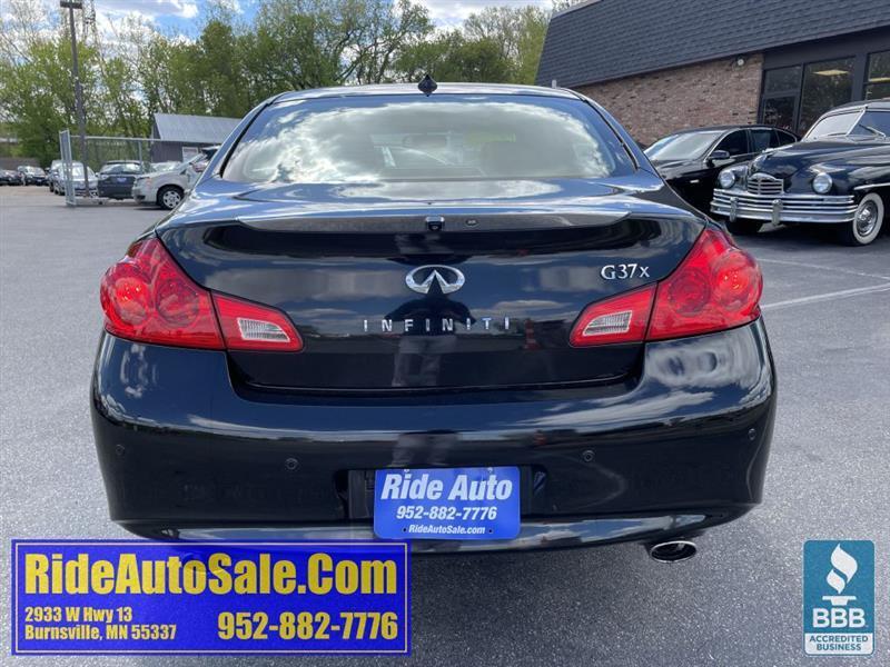 Infiniti G37X  2012