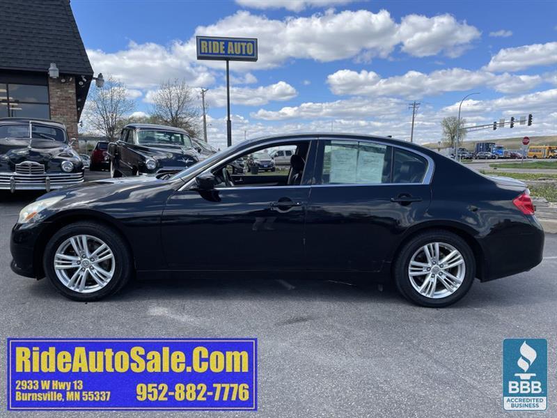 Infiniti G37X  2012