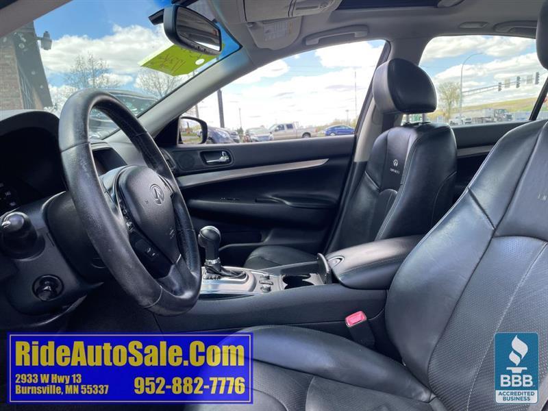 Infiniti G37X  2012