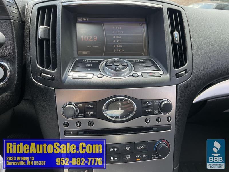 Infiniti G37X  2012