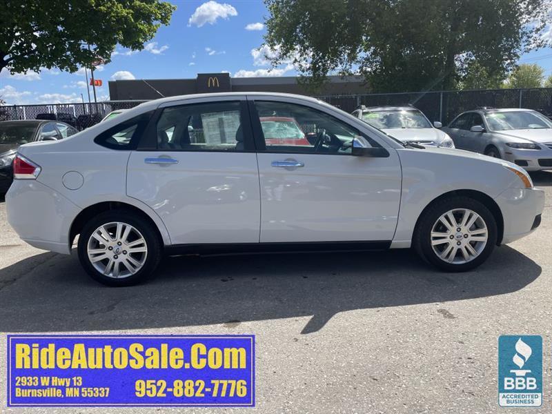 Ford Focus  2011
