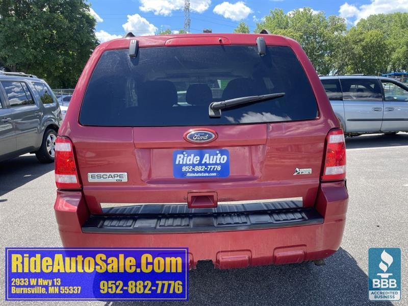 Ford Escape  2010