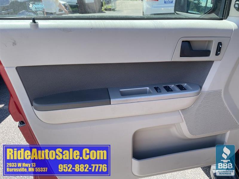 Ford Escape  2010