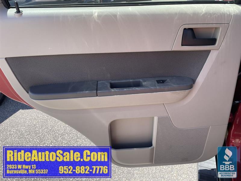 Ford Escape  2010