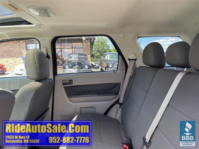 Ford Escape  2010