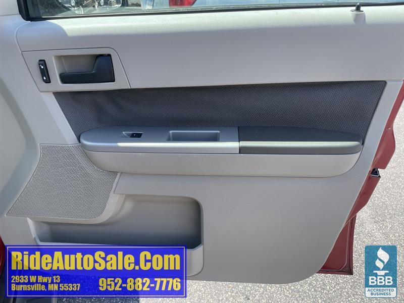 Ford Escape  2010