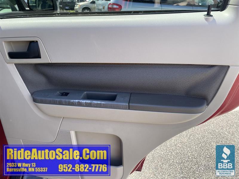 Ford Escape  2010