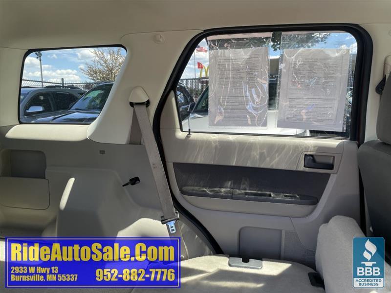Ford Escape  2010