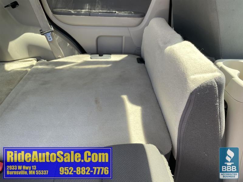 Ford Escape  2010