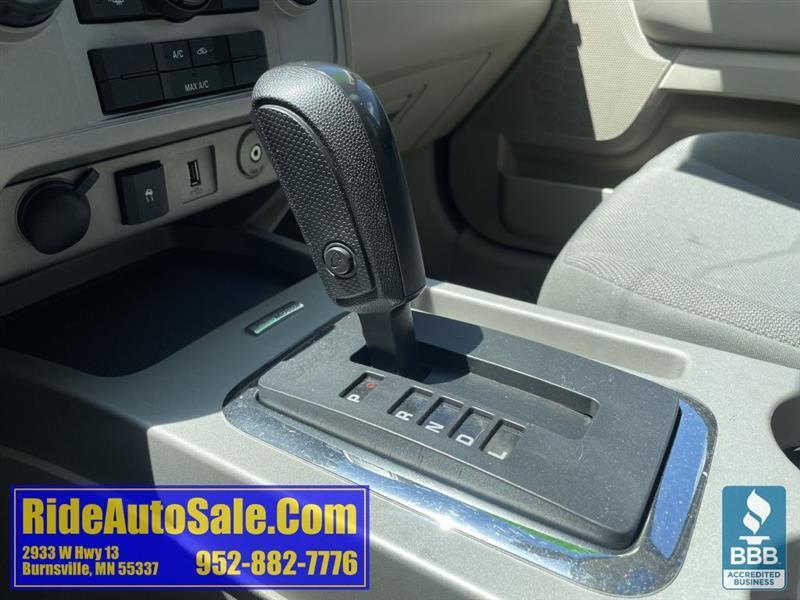 Ford Escape  2010
