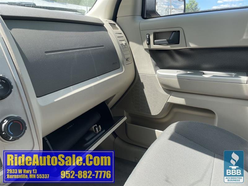 Ford Escape  2010