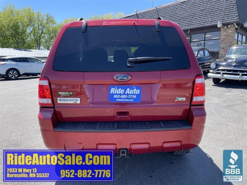 Ford Escape  2010