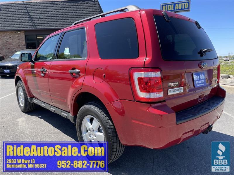 Ford Escape  2010