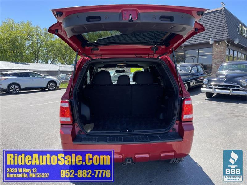 Ford Escape  2010