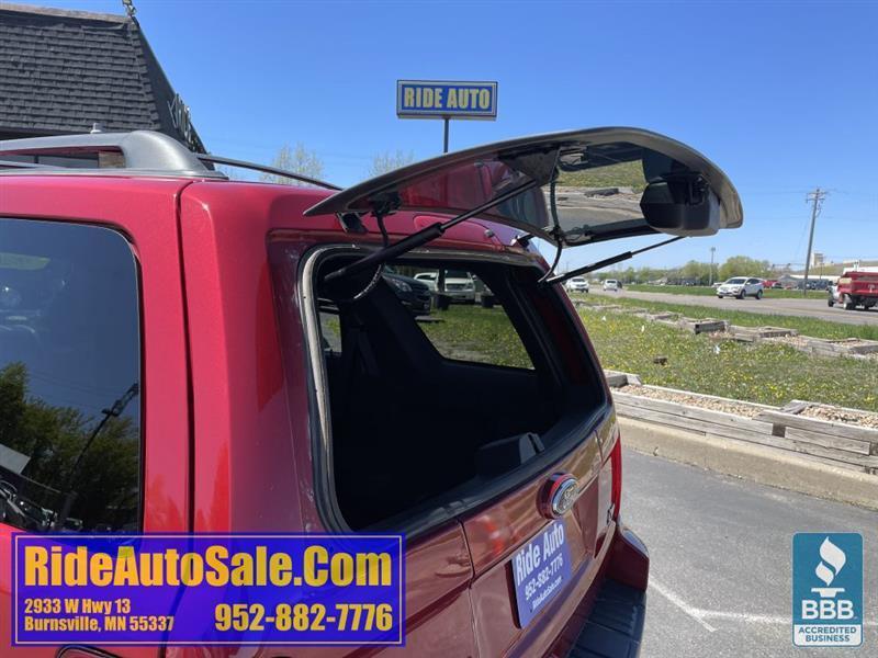 Ford Escape  2010