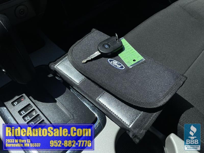Ford Escape  2010