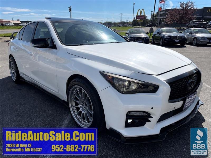 Infiniti Q50  2016