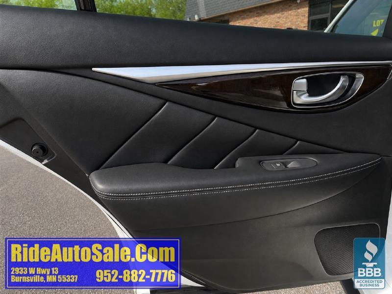 Infiniti Q50  2016