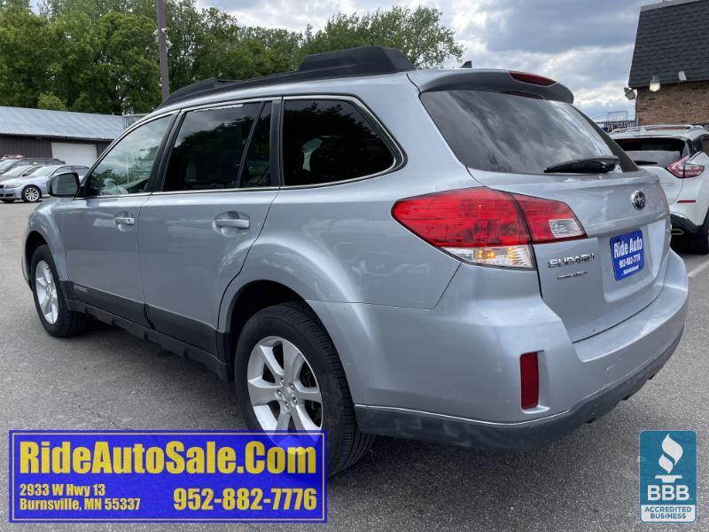 Subaru Outback  2013