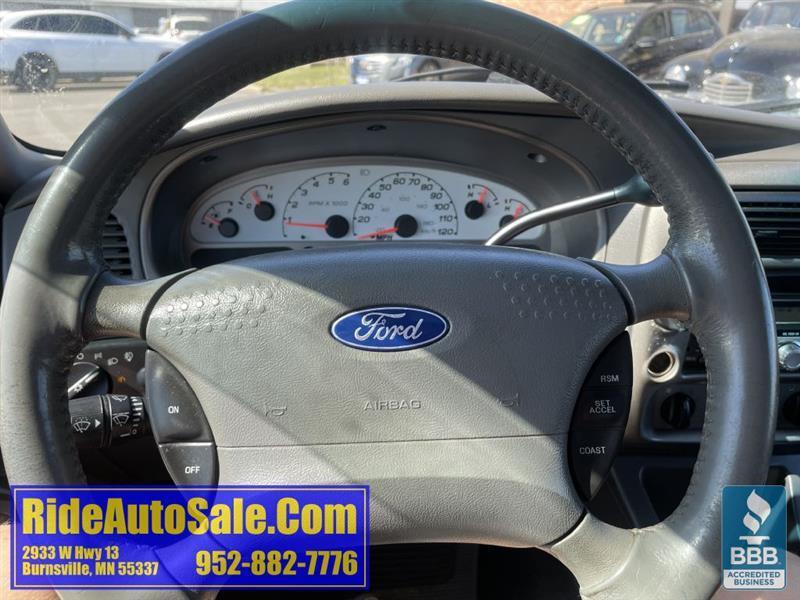 Ford Explorer Sport Trac  2005