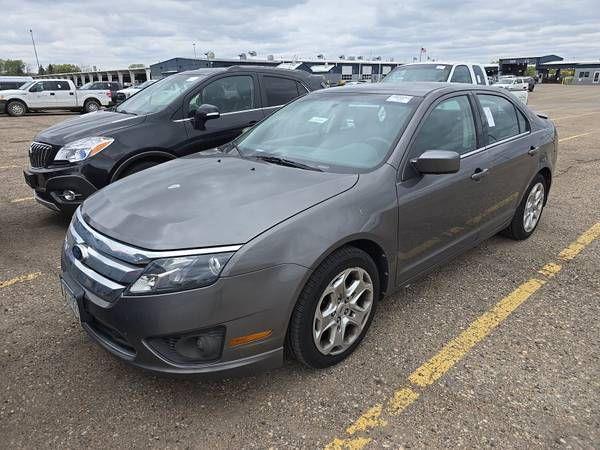 2011 Ford Fusion SE, 4dr sedan, reliable 2.5 4cyl, runs great !