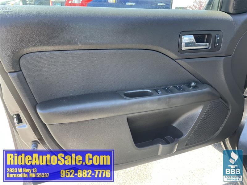 Ford Fusion  2011