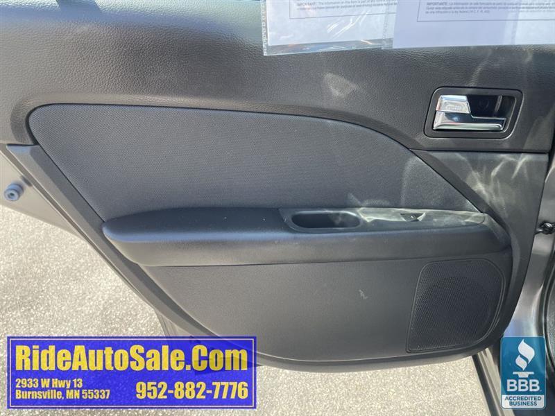 Ford Fusion  2011