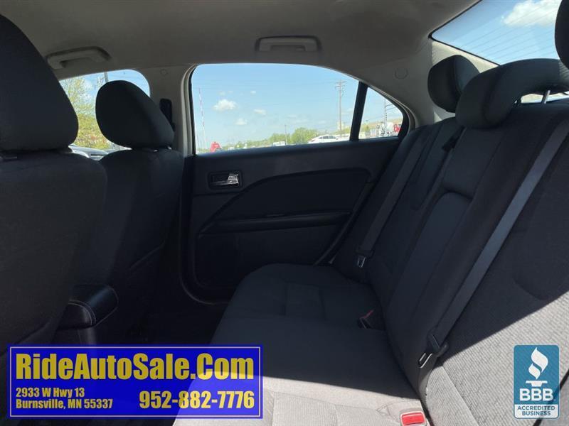 Ford Fusion  2011