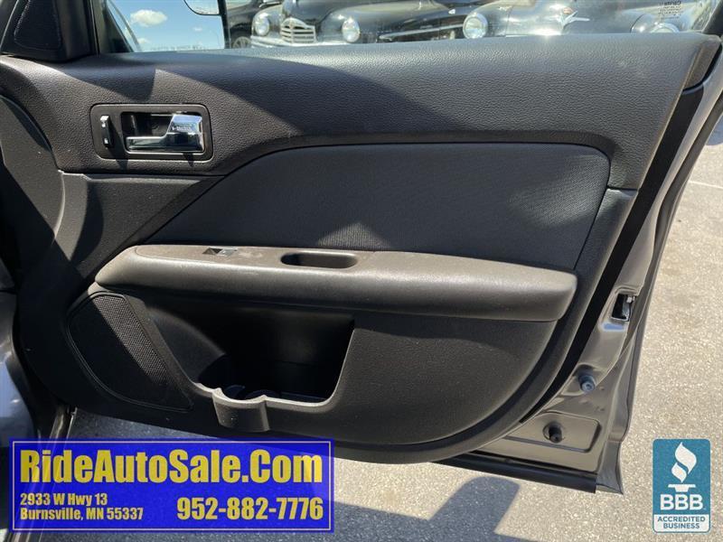 Ford Fusion  2011