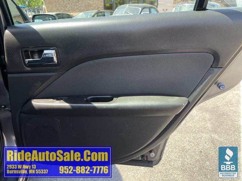 Ford Fusion  2011