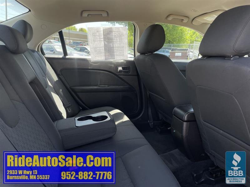 Ford Fusion  2011