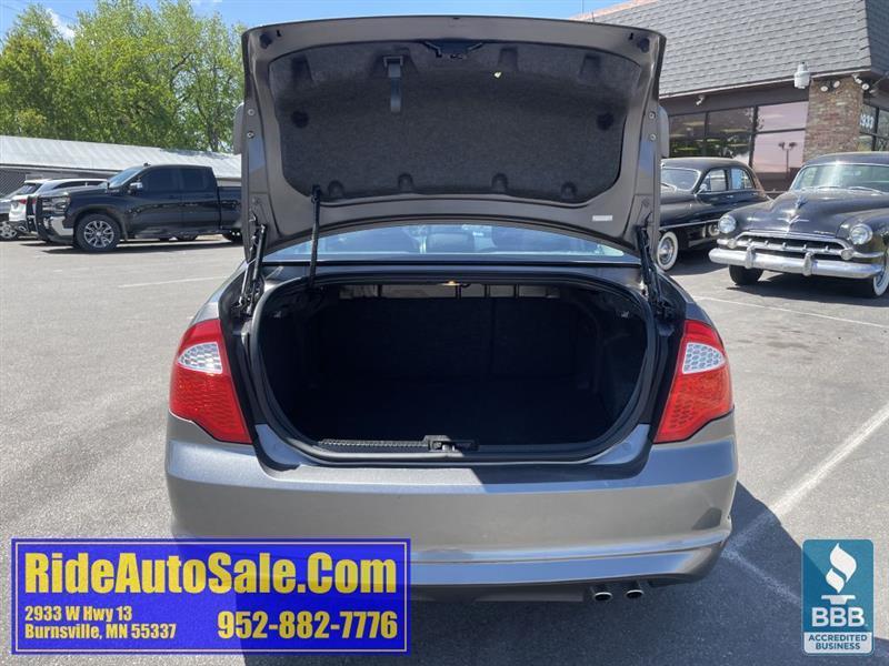 Ford Fusion  2011