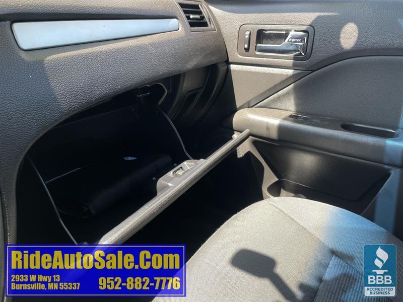 Ford Fusion  2011