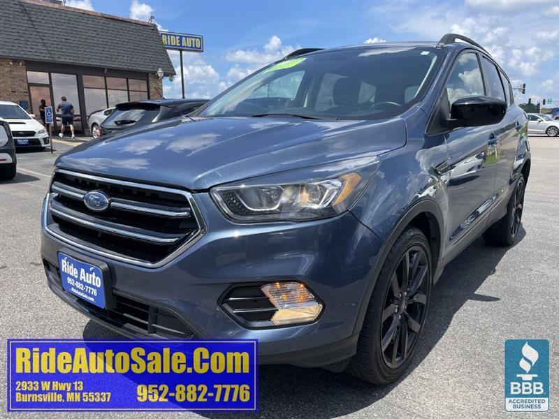 2018 Ford Escape SE, Cross Over SUV, AWD, 4cyl, runs great !