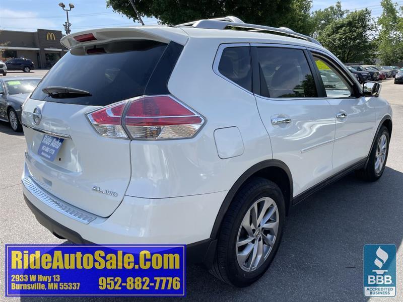 Nissan Rogue  2015