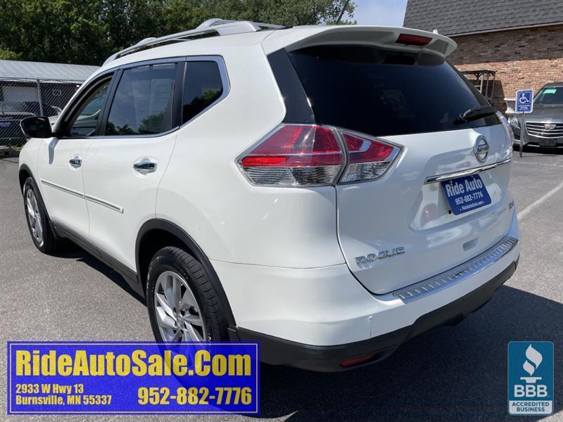 Nissan Rogue  2015