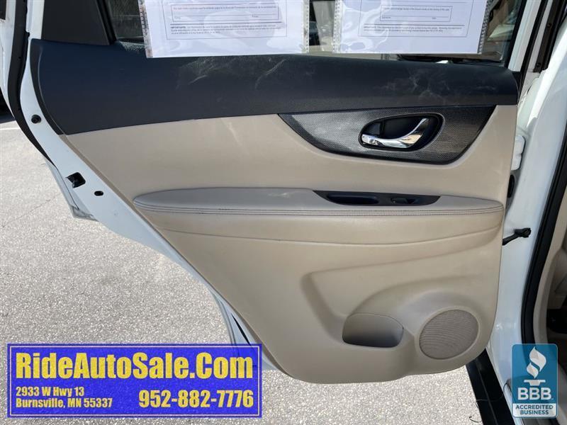 Nissan Rogue  2015