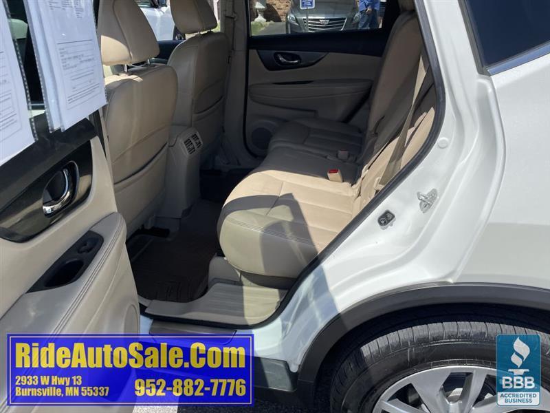 Nissan Rogue  2015