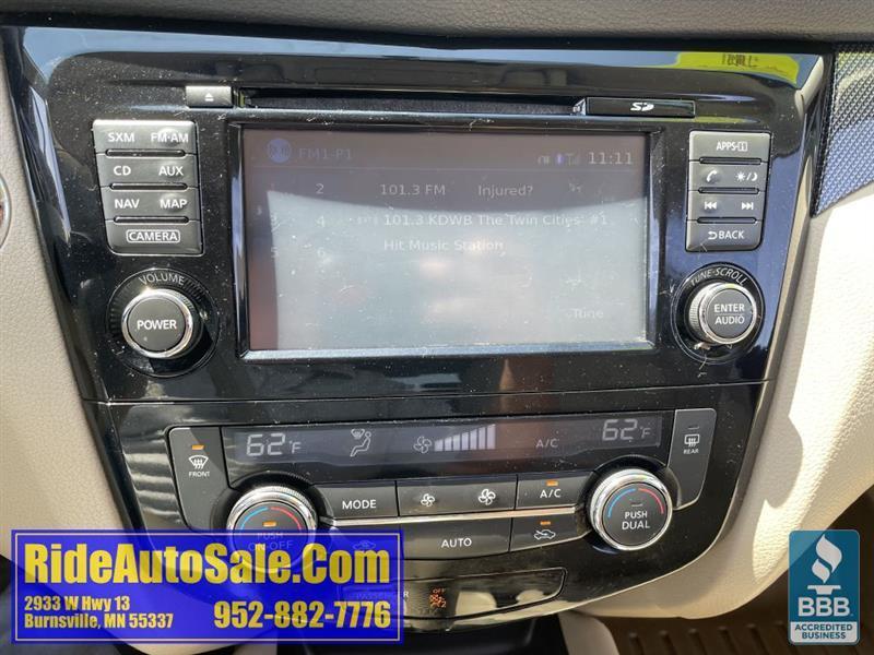 Nissan Rogue  2015