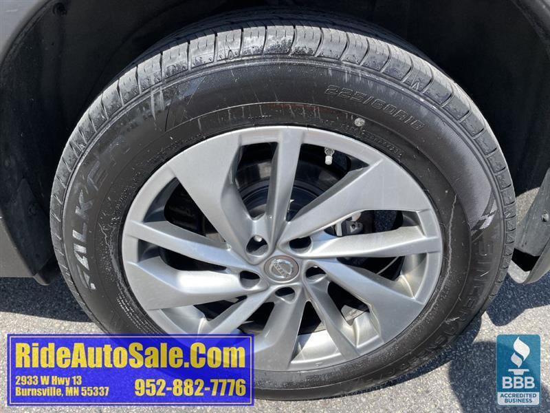 Nissan Rogue  2015