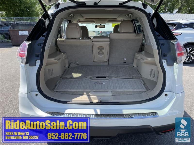 Nissan Rogue  2015