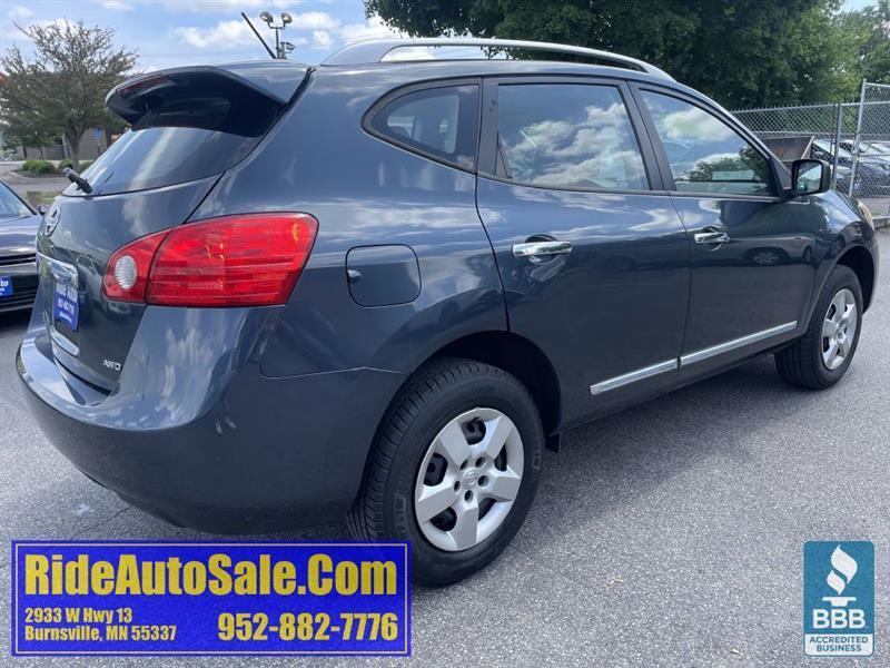 Nissan Rogue Select  2015