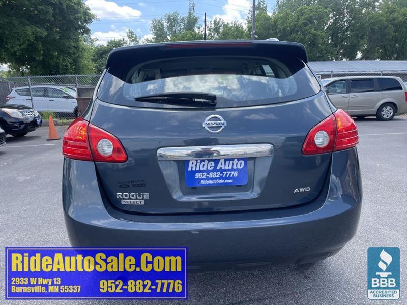 Nissan Rogue Select  2015