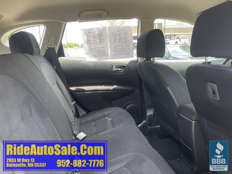 Nissan Rogue Select  2015