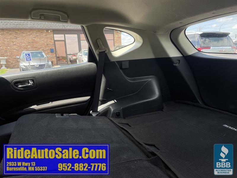Nissan Rogue Select  2015