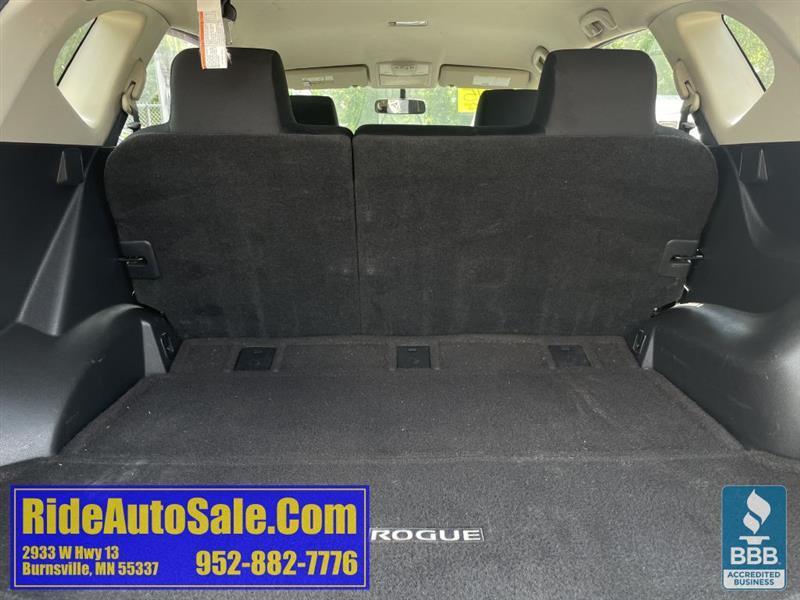 Nissan Rogue Select  2015