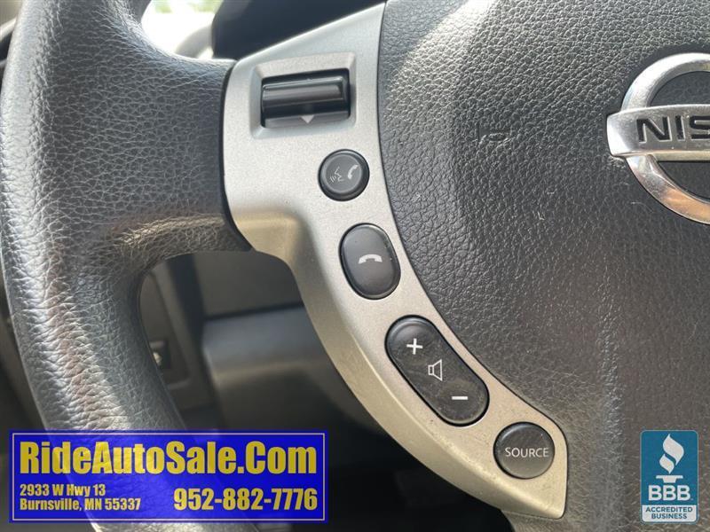 Nissan Rogue Select  2015