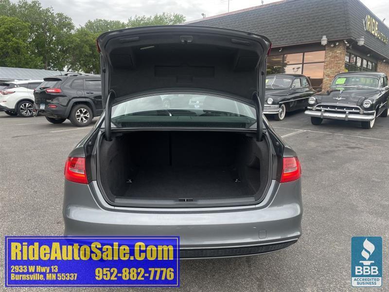 Audi A4  2016