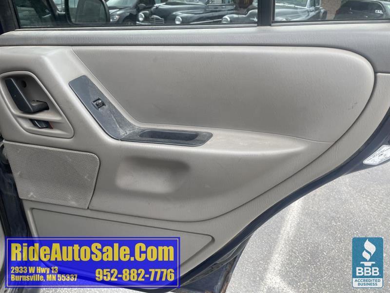 Jeep Grand Cherokee  2003