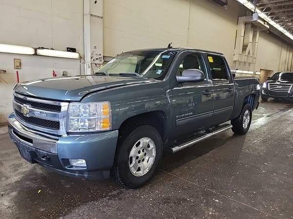 2011 Chevrolet Silverado 1500 LT, Crew cab, 4x4, 5.3 V8, clean, RUNS GREAT !